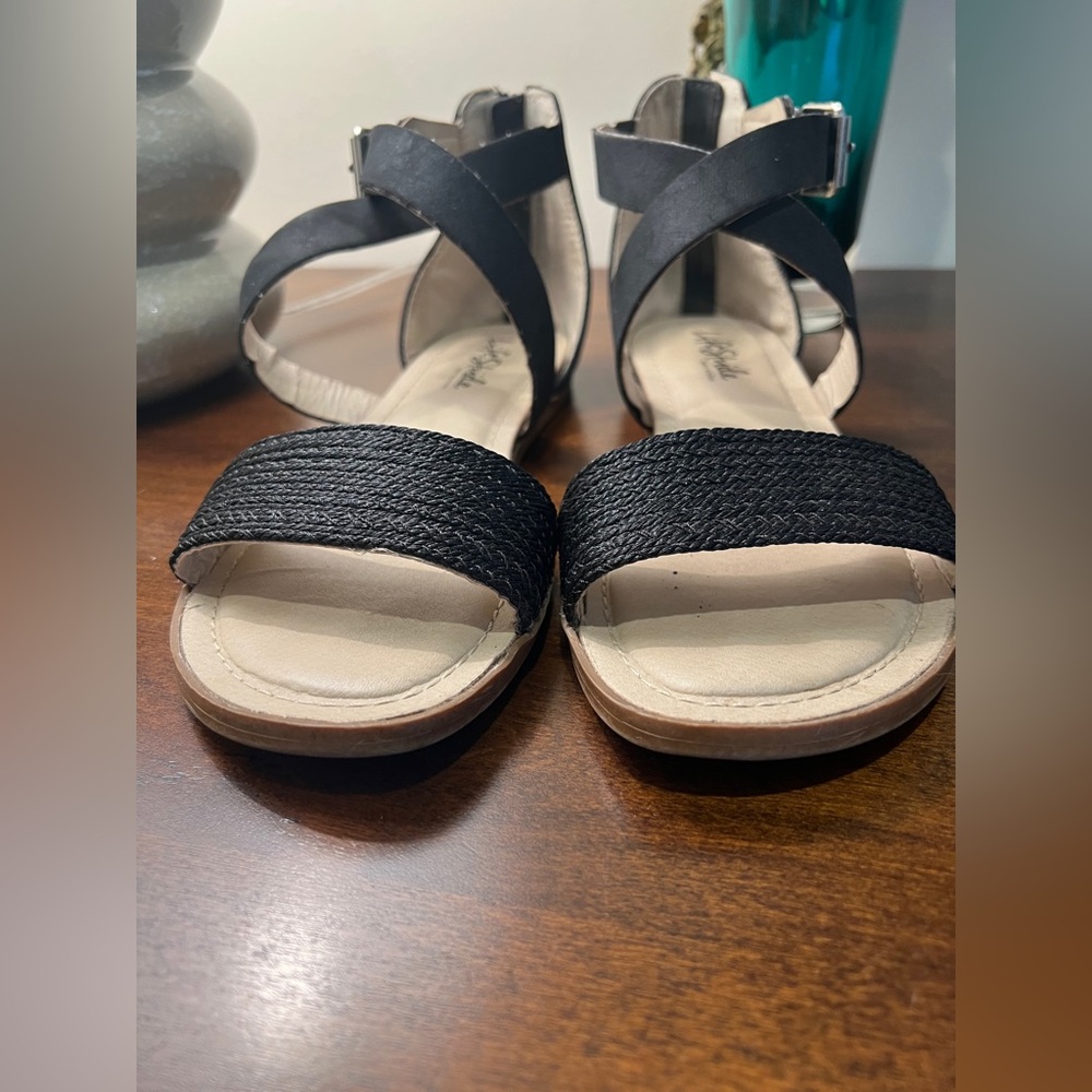 Riley Ankle Strap Sandal by LifeStride - Picture 7 of 8